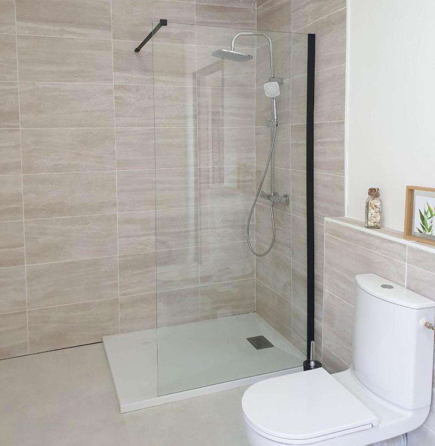 Chez Cerise Bed & Breakfast Tournay ภายนอก รูปภาพ